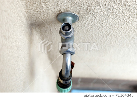 Faucet without faucet 71104343