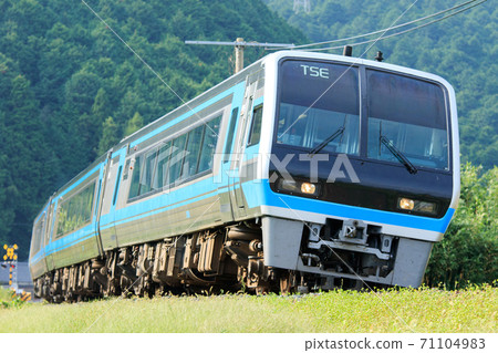 JR四國2000系列“ TSE” 71104983