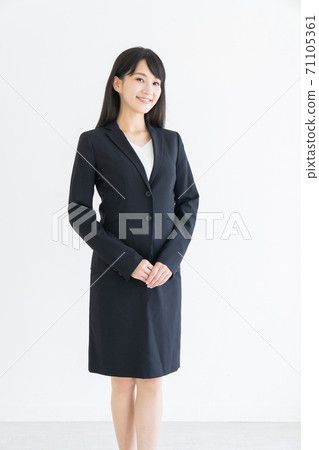 Smiley female business 71105361