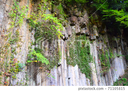 Midori Bale Stone [San'in Kaigan Geopark] 71105815