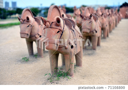 Horse-shaped haniwa of Imashirozuka Kofun, Takatsuki City 71108800