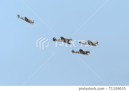 Battle of Britain Simulated Aerial Battle Battle of Britain Simulated Aerial Battle 71109035