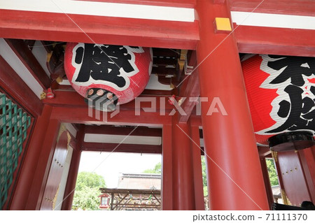 <Fukuoka Prefecture> Dazaifu Tenmangu Shrine Tower Gate <Fukuoka Prefecture> Dazaifu Tenmangu Shrine Tower Gate 71111370