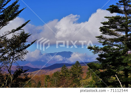Wana Kurayama Shokan Pass附近的Kokushigatake Wana Kurayama Shokan Pass附近的Kokushigatake 71112544