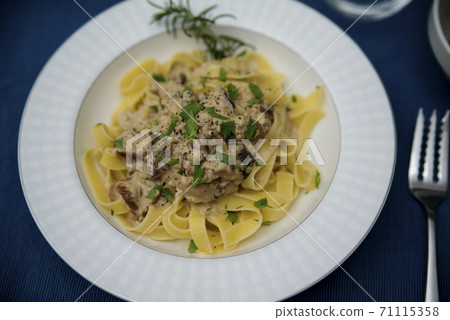 牛肝菌蘑菇奶油醬Talia Terre 牛肝菌蘑菇奶油醬Talia Terre 71115358