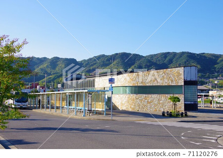 Higashiura Bus Terminal, Awaji Island, Hyogo Prefecture 71120276