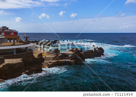 Lava pools in Porto Moniz - Madeira Portugal 71121454