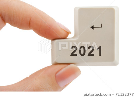 Computer button 2021 in hand 71122377