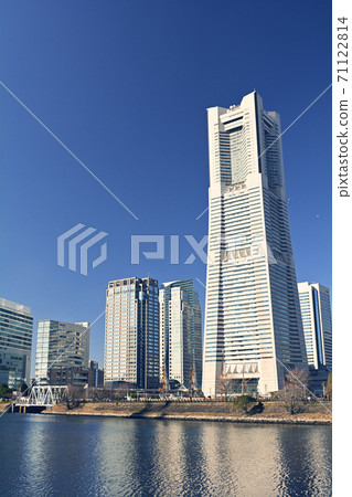 Yokohama Yokohama 71122814