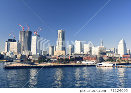 Yokohama Yokohama 71124095