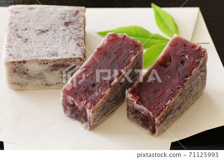 Kitsuba Japanese sweets 71125993