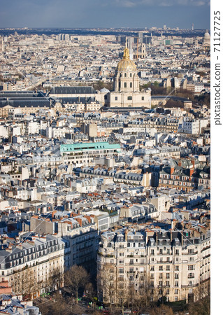 Paris and Les Invalides Paris and Les Invalides 71127725