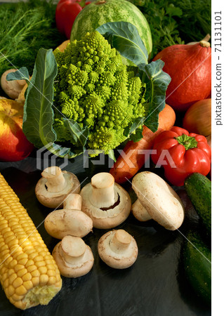 Fresh organic fruits and vegetables. 71131101