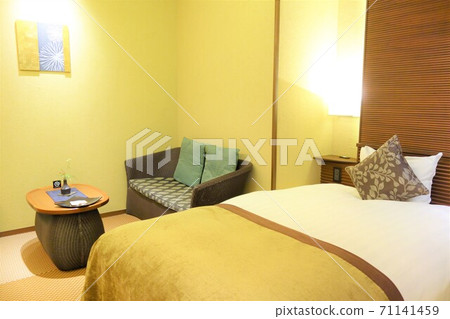 bedroom bedroom 71141459