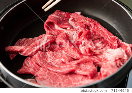 Sukiyaki  71144946