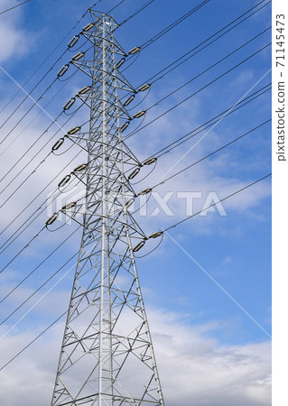 大型鐵塔和天空電能 大型鐵塔和天空電能 71145473