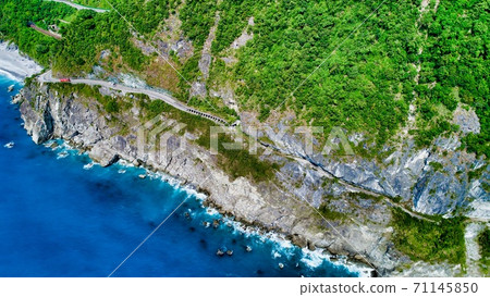 Taroko Clearwater Cliff 71145850