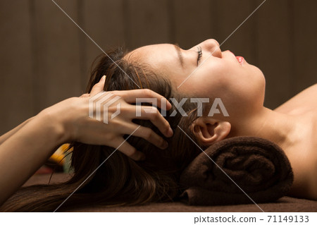 頭部按摩 頭部按摩 71149133