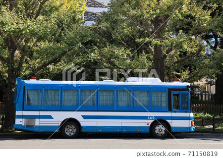 Riot police police vehicle 71150819