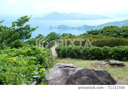 長門千疊敷的海岸風景 71152560