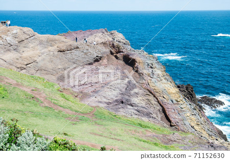 從旅遊景點看的日本海海岸景色 從旅遊景點看的日本海海岸景色 71152630