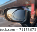 Left side mirror Reflected with the evening sun shining beautiful 71153673