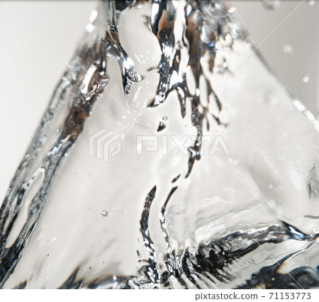 Splashes Splashes 71153773