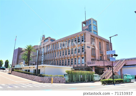 岸和田市政府 岸和田市政府 71153937