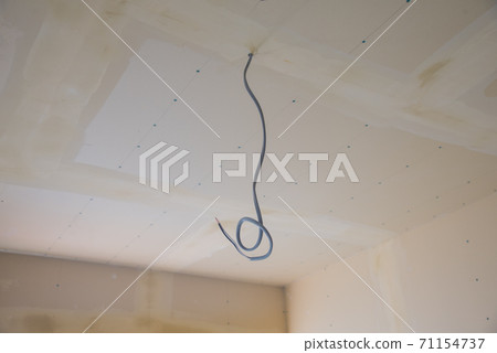 房子正在建設中 71154737