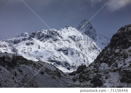 Snowy mountains landscape in the Aragonese Pyrenees Snowy mountains landscape in the Aragonese Pyrenees 71156448