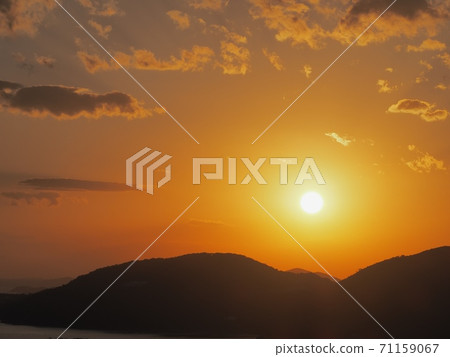 曼多角的夜景 71159067