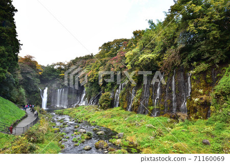 Shiraito Falls 201103 pm 1:31 71160069
