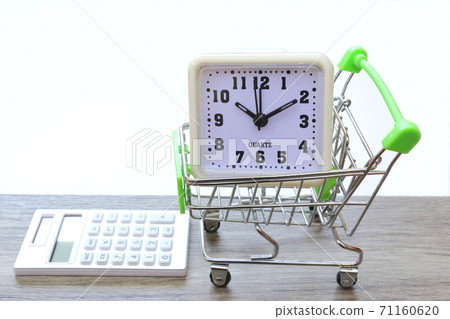 Image of buying "time" 71160620