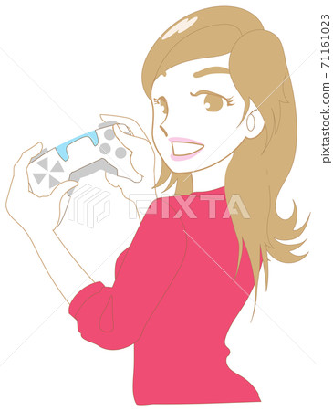 一個女人和一個新的遊戲控制器一起笑 一個女人和一個新的遊戲控制器一起笑 71161023