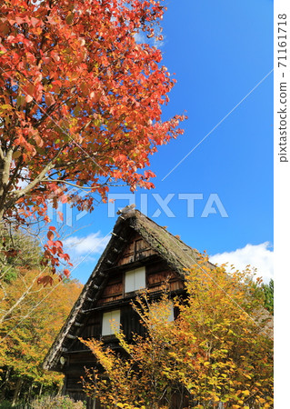 Autumn in Shirakawa-go Autumn in Shirakawa-go 71161718