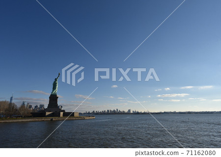 Statue of Liberty and blue sky 71162080