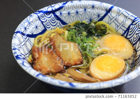 Delicious ramen Delicious ramen 71163852