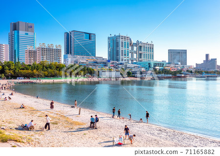 Scenery of Tokyo Odaiba Beach Park Scenery of Tokyo Odaiba Beach Park 71165882