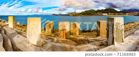 Coastal towns of Spain.Castro Urdiales.Cantabria. Coastal towns of Spain.Castro Urdiales.Cantabria. 71168983