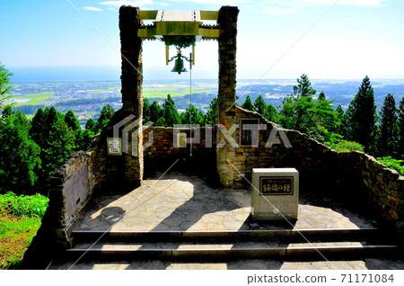 Michinoku Shiokaze Trail Yamamoto Town Abukuma Mountains Miyama Requiem Bell 71171084