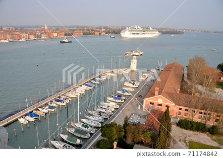 Overlooking the east from the bell tower of the Church of San Giorgio Maggiore in Venice Overlooking the east from the bell tower of the Church of San Giorgio Maggiore in Venice 71174842