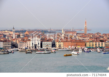 Overlooking the opposite bank of Venice from the bell tower of the Church of San Giorgio Maggiore in Venice 71174844