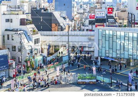 [Tokyo] Shimokitazawa cityscape seen from a bird's-eye view 71179389