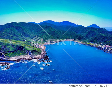 blue, blue water, blue color 71187712