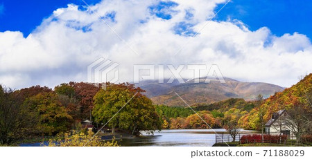 Choro Lake and Mt. Fubo in late autumn, Shichikashuku Town, Miyagi Prefecture Choro Lake and Mt. Fubo in late autumn, Shichikashuku Town, Miyagi Prefecture 71188029