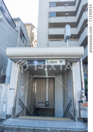 大阪地鐵四橋線北加賀谷站3號出口 71190914