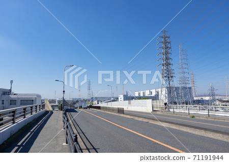從新水川大橋的入口附近眺望大阪南口 71191944