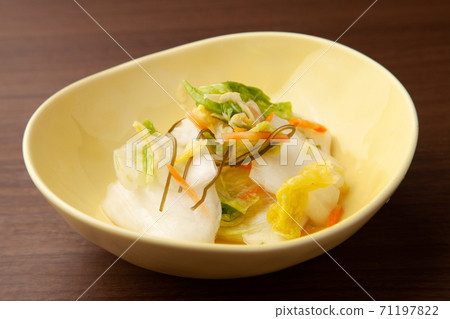Pickled Chinese cabbage Pickled Chinese cabbage 71197822