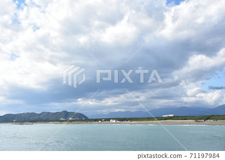 從平塚新光看的平塚海濱公園 從平塚新光看的平塚海濱公園 71197984