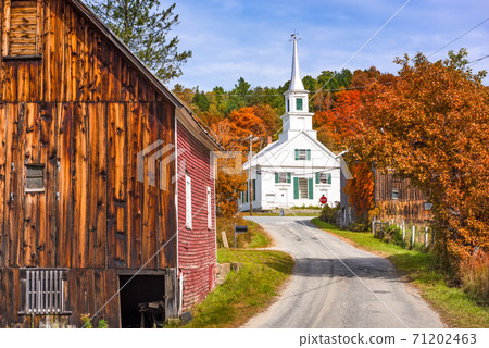 Rural Vermont, USA at Waits River Village Rural Vermont, USA at Waits River Village 71202463